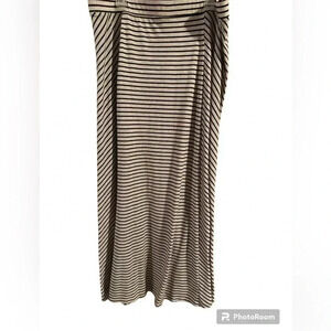 6/$20. Maxi long stripe skirt floor length size 1x. Very long